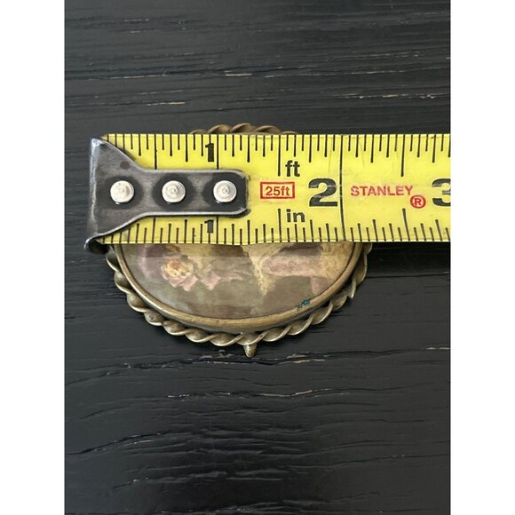 Antique Brooch Portrait of a Pompadour Lady Wearing a Hat Oval Frame Patina - Picture 9 of 10